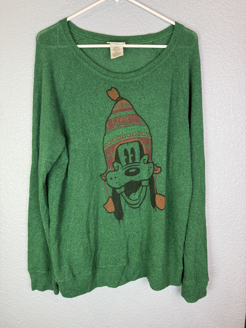 Disney Parks Goofy Sweater Womens 1X Green Knit Pullover Cartoon Holiday Winter